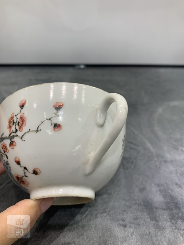 民国粉彩梅花纹把杯一组四件 - 图3